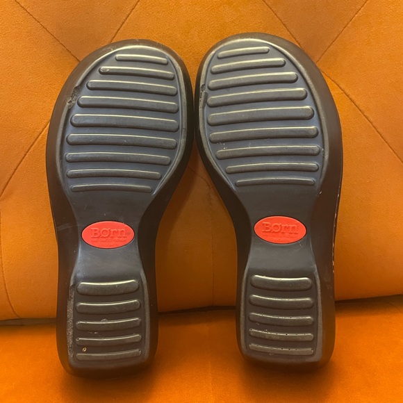 Born Brown Leather Sandals - Picture 11 of 11